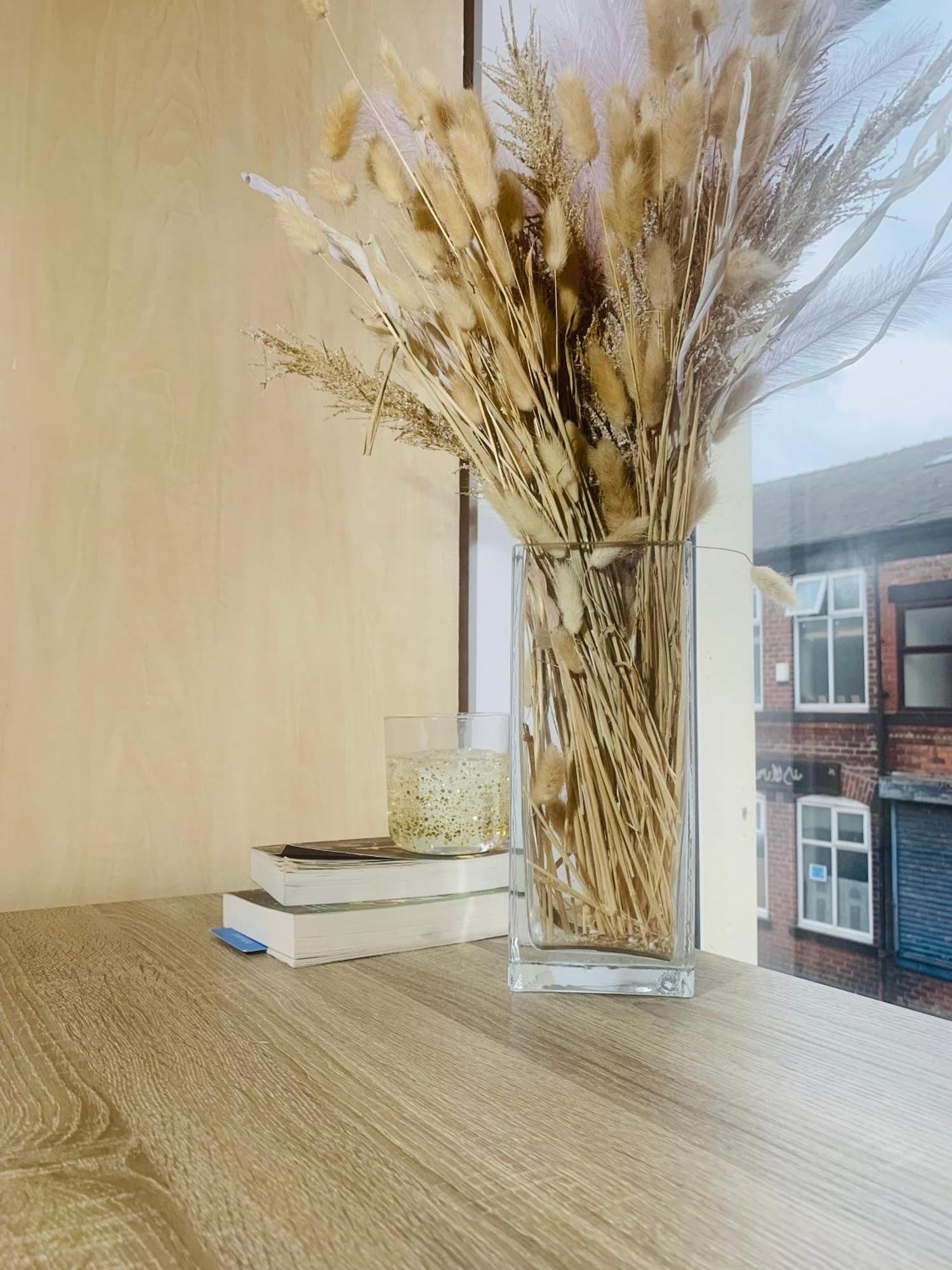 Newly Renovated 3 Ensuite Bedroom House In Bury, 5 People *